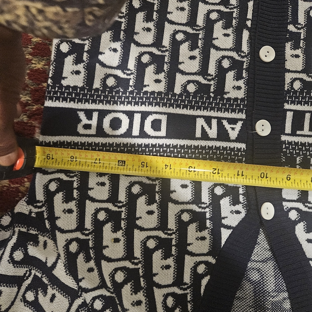 Dior Cardigan - Picture 6 of 8